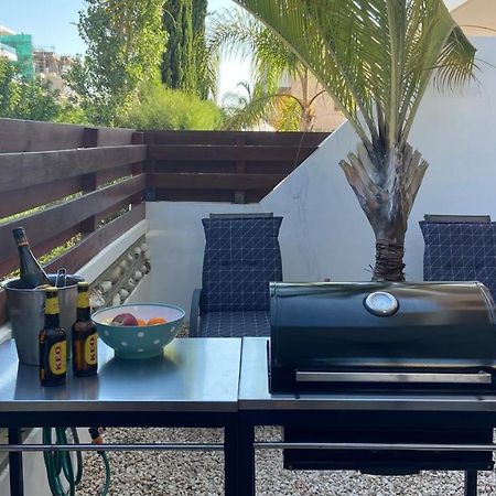 1 Bedroom Garden Flat, Sleeps 4 Paphos Ngoại thất bức ảnh