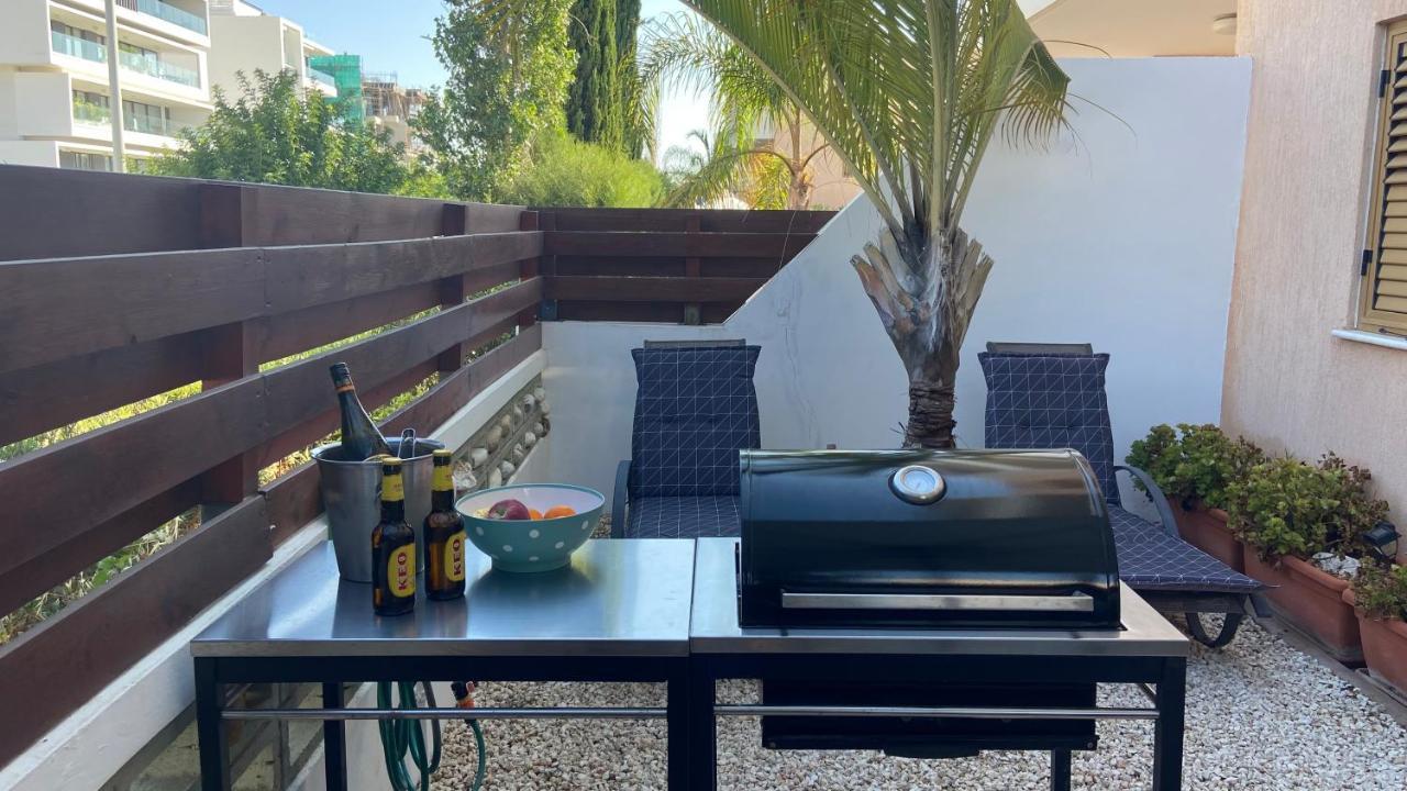 1 Bedroom Garden Flat, Sleeps 4 Paphos Ngoại thất bức ảnh