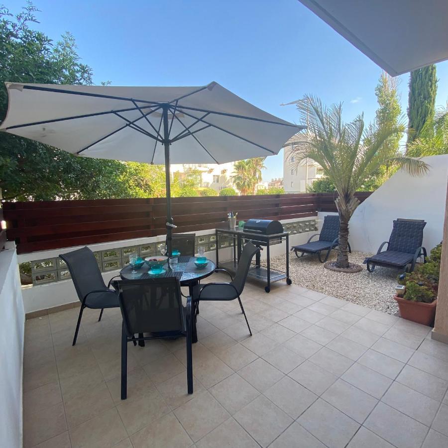 1 Bedroom Garden Flat, Sleeps 4 Paphos Ngoại thất bức ảnh