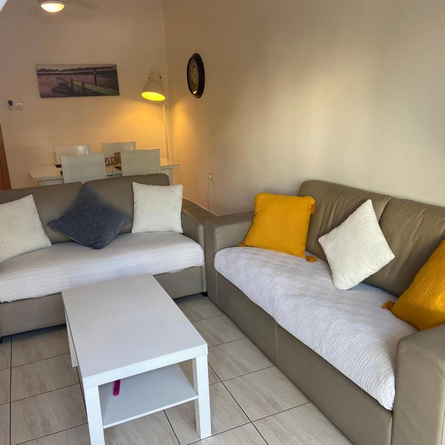 1 Bedroom Garden Flat, Sleeps 4 Paphos Ngoại thất bức ảnh
